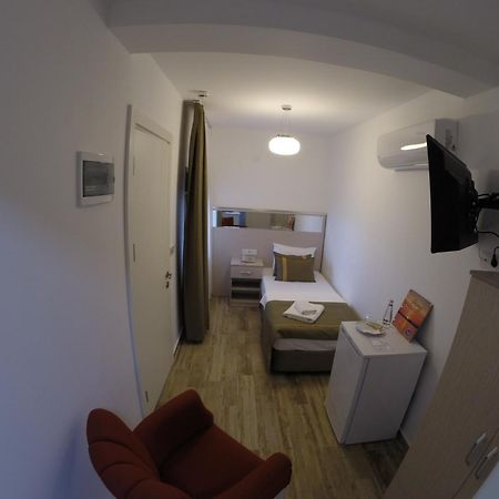 Yakamoz Otel Urla Buitenkant foto